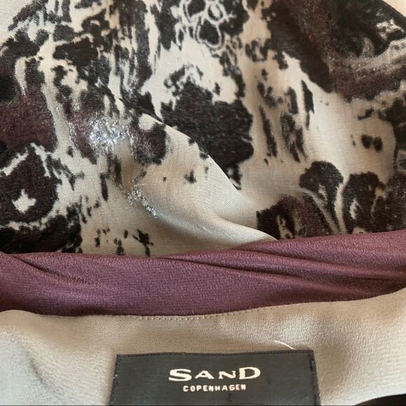 Sand Copenhagen Rose floral textured velvet short sleeved shift dress gray Sz 42 - Picture 6 of 10